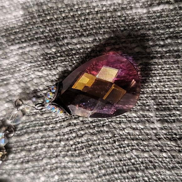 Avon Vintage NR Crystal Faceted Teardrop Necklace - Picture 3 of 4